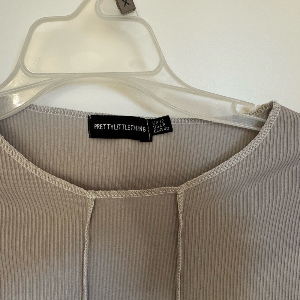 PrettyLittleThing Taupe Ribbed Bodysuit Top - Picture 2 of 2